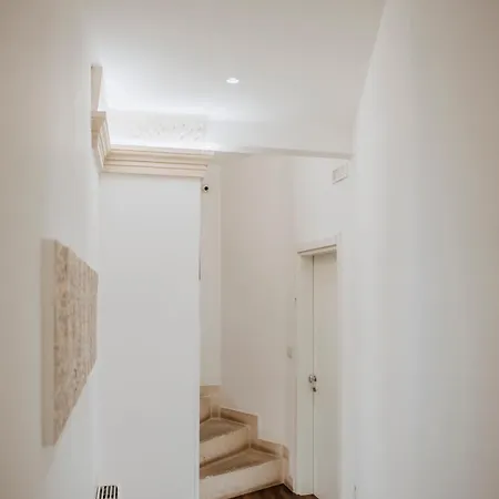 לינה וארוחת בוקר Signuria Dimora Esclusiva לצ'ה