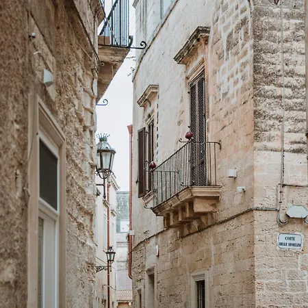 Signuria Dimora Esclusiva לינה וארוחת בוקר לצ'ה